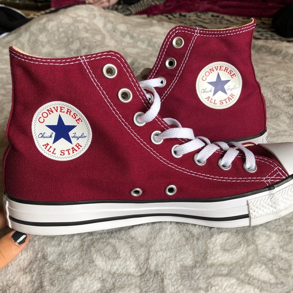 New Chuck Taylor Converse - Picture 3 of 7